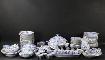 MEISSEN 
Réunion d'éléments de service de...