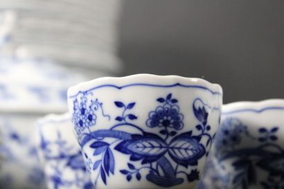 MEISSEN 
Réunion d'éléments de service de...