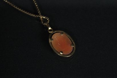 Collier en or jaune 18K (750/1000), chaîne...
