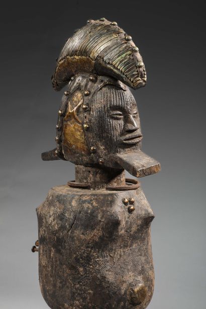 RDC / ZAÏRE - TEKE
Statue cultuelle BUTI...