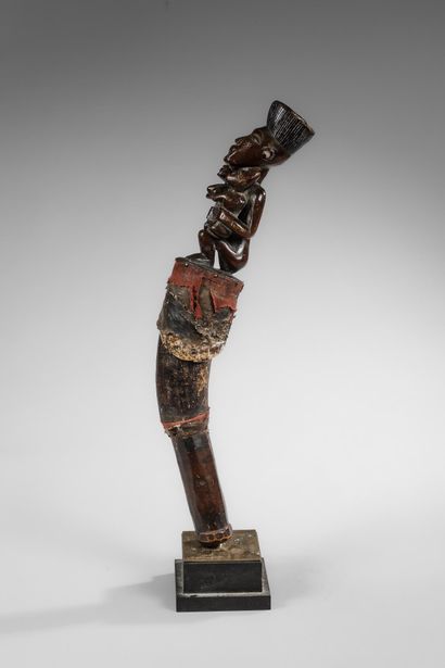 RDC/ZAI¨RE - KONGO - Marotte de danse présentant...