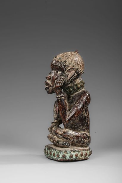 Yombé statue ( Democratic Republic of Congo...