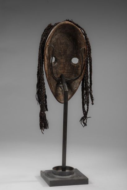 IVORY COAST - DAN
Beautiful old mask with...