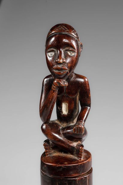 RDC/ZAÏRE - KONGO - Medicine box surmounted...
