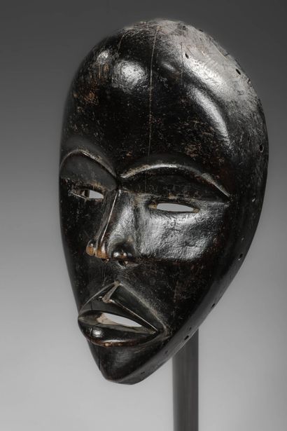 IVORY COAST - DAN - Guego bush spirit face...
