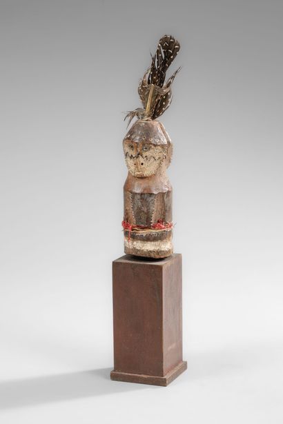 NGBAKA oracle statuette
Wood, pigments, feathers...