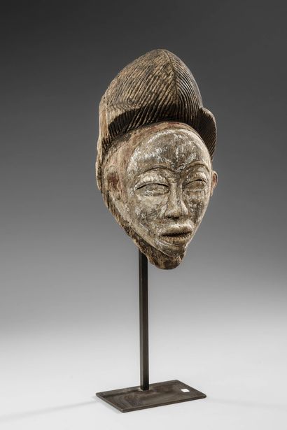 GABON - PUNU
Masque Mukuyi - dit masque blanc
Bois...