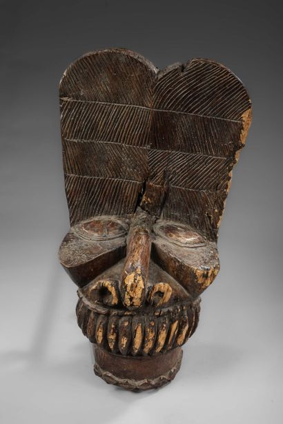 CAMEROUN - BAMILEKE
Masque-siège Batcham...