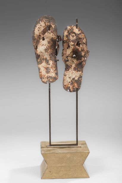 MALI - DOGON - Pair of traditional iron sandals...