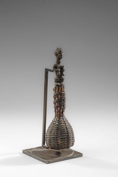 DRC/ZAERO
Cephalomorph dance rattle
Wood,...