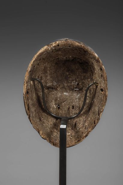 GABON - FANG
Mbwiti mask (second generation)
Wood,...