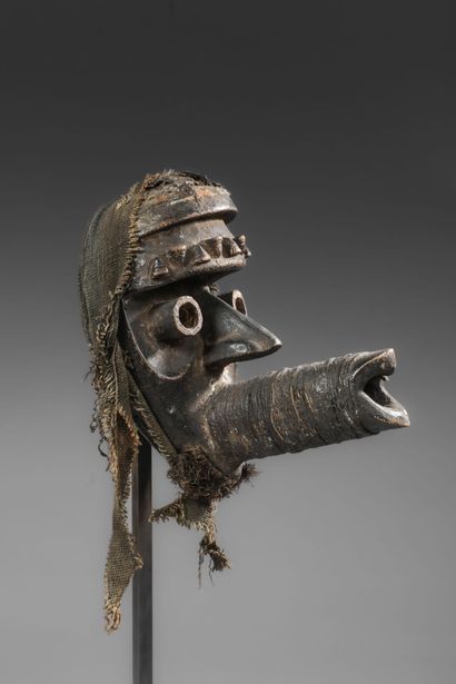 IVORY COAST/LIBERIA
Rare anthropo-zoomorphic...