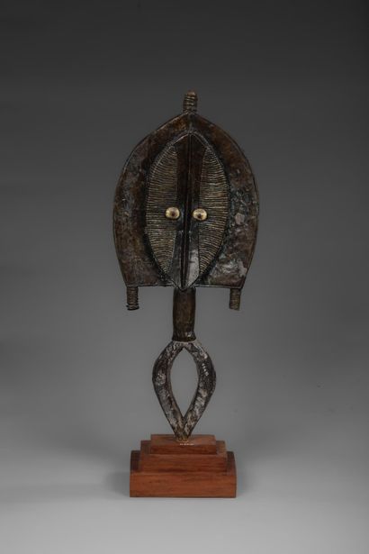 Kota reliquary guardian from Gabon, Shamaye...