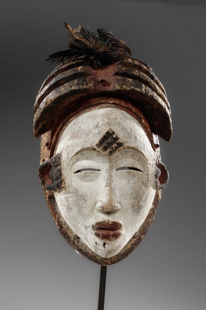 GABON - PUNU
Mukuyi mask - known as a white...