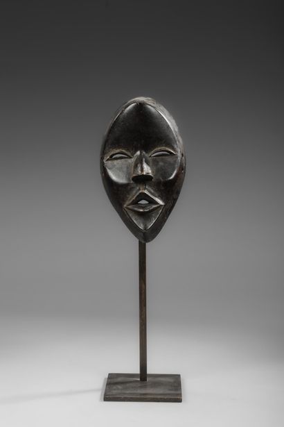 IVORY COAST - DAN
Dislocated mask
Wood -...