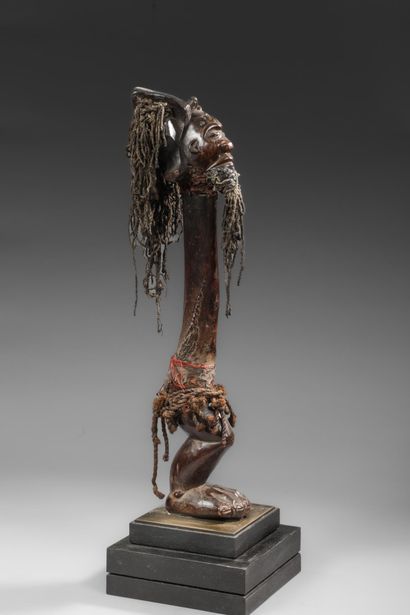 ANGOLA - TSHOKWE - Anthropomorphic dance...