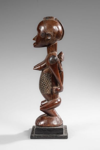 RDC/ZAÏRE - BEMBE
Statue cultuelle nommée...