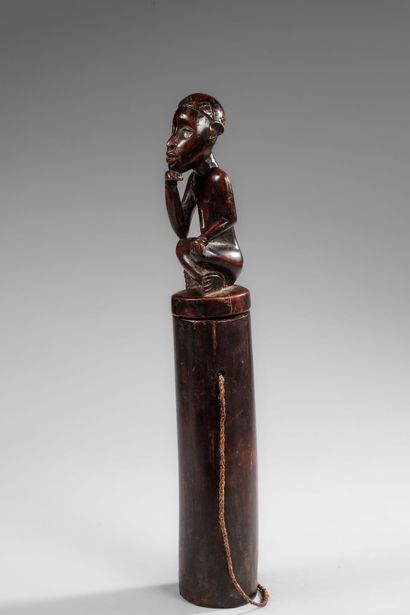RDC/ZAÏRE - KONGO - Medicine box surmounted...