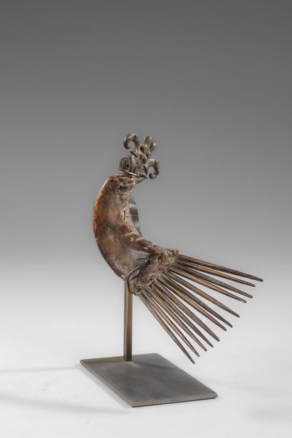 NANGTCHERE/SAO - Comb-shaped protective pendant...