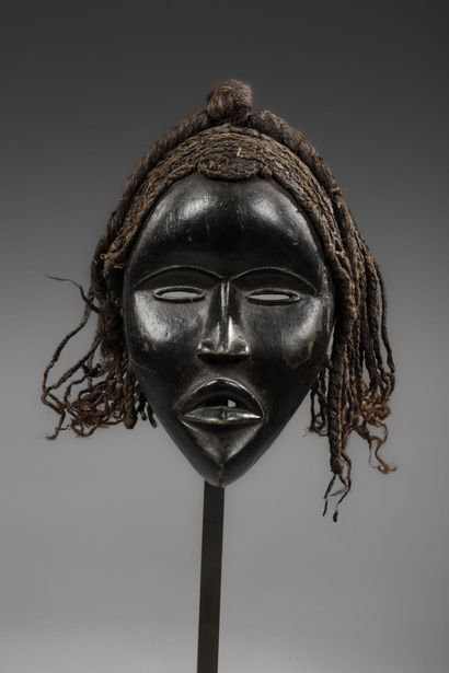 IVORY COAST - DAN
Dislocated mask
Wood -...