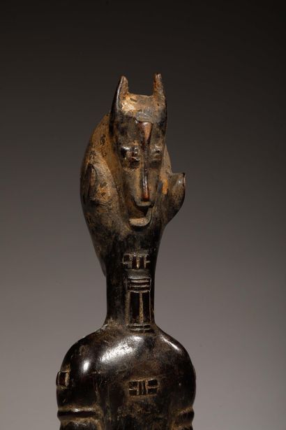 IVORY COAST - GOURO
Figure of a protective...