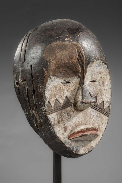 GABON - FANG
Mbwiti mask (second generation)
Wood,...
