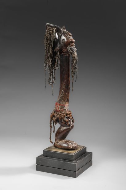 ANGOLA - TSHOKWE - Anthropomorphic dance...