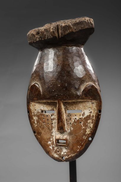 DRC (EX ZAIRE) 
Hut mask in the style of...