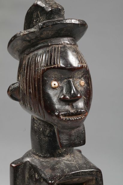 RDC / ZAÏRE - TEKE
Statue cultuelle BUTI...