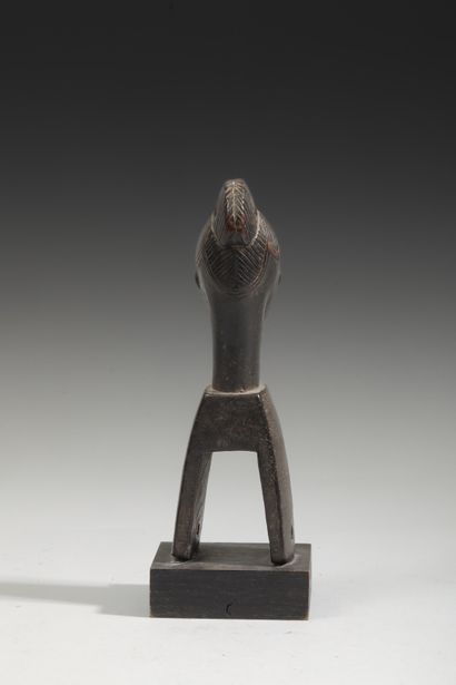 Ivory Coast - GOURO
Stirrup for loom spool...