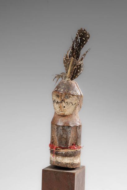 NGBAKA oracle statuette
Wood, pigments, feathers...