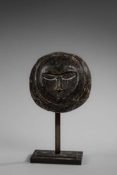 NIGERIA - EKPO/EKET 
These round masks are...