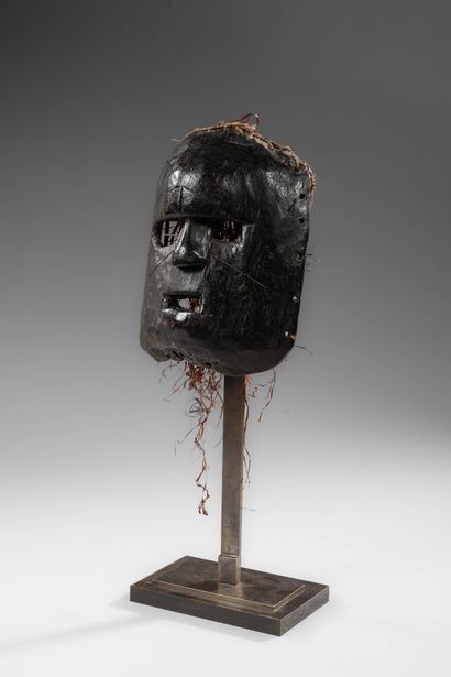 RDC / ZAIRE - ITURI
Very old mask from the...