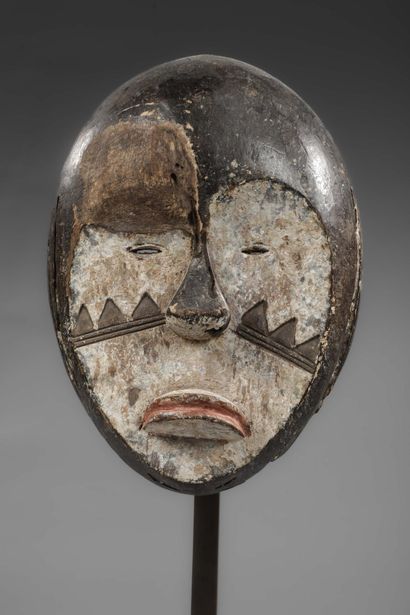 GABON - FANG
Mbwiti mask (second generation)
Wood,...