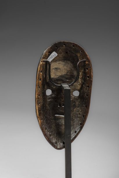 IVORY COAST - DAN
Mask with hilarious expression
Wood...