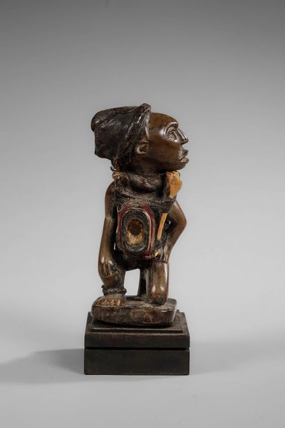 Kongo Nkisi fetish - Nkonde with its attributes...