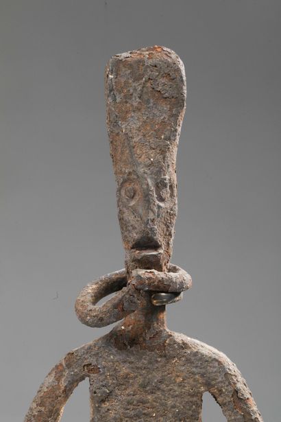 MALI - DOGON - Black iron ancestor figure...
