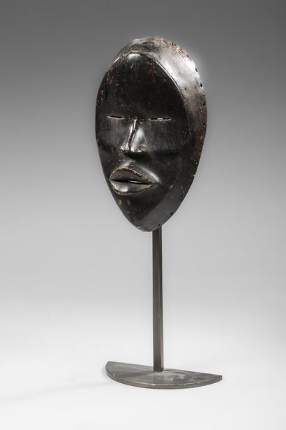 IVORY COAST - DAN - Guego bush spirit face...