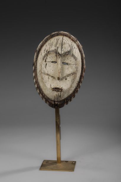 GABON - FANG
Ngon-ntang ritual mask much...