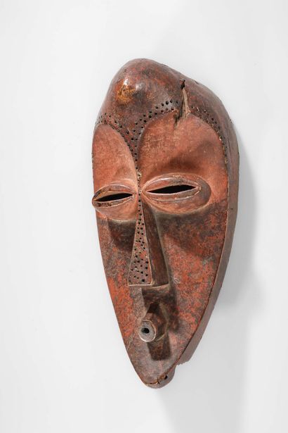 RDC / ZAÏRE - LWALWA
Beau masque d'initiation...