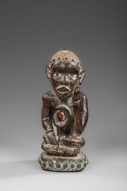 Yombé statue ( Democratic Republic of Congo...