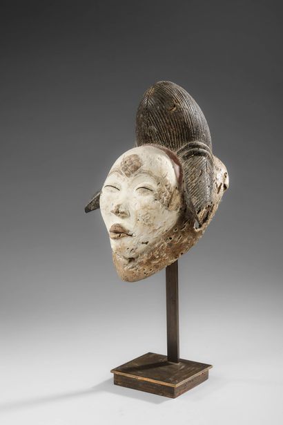 GABON - PUNU
Masque Mukuyi - dit masque blanc
Les...