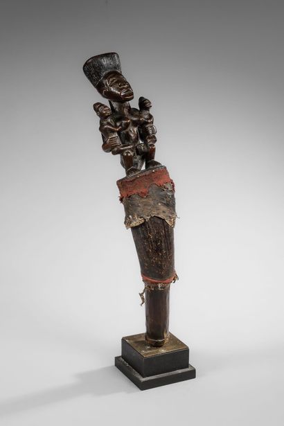 RDC/ZAI¨RE - KONGO - Marotte de danse présentant...