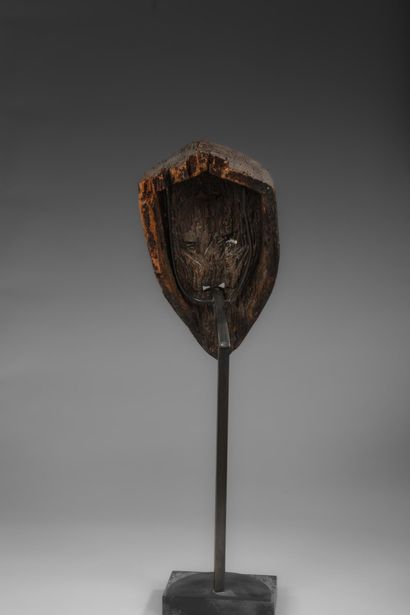 RDC/ZAÏRE - Suku hut mask alternating red...