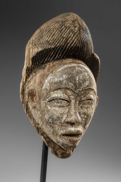 GABON - PUNU
Masque Mukuyi - dit masque blanc
Bois...