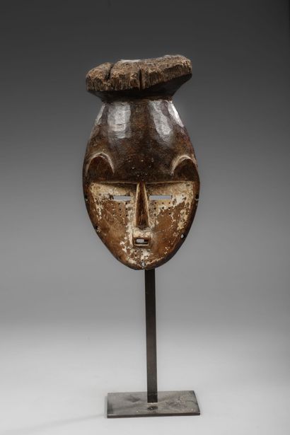 DRC (EX ZAIRE) 
Hut mask in the style of...