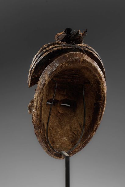 GABON - PUNU
Mukuyi mask - known as a white...