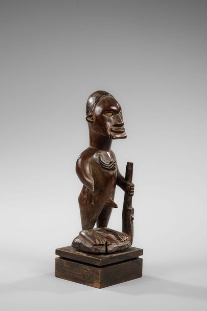 RDC/ZAÏRE - BEMBE
Cult statue named Biteki.
These...