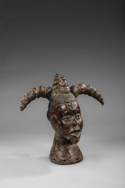 NIGERIA
Beautiful crest mask - Ekoï / Ejagham
Wood,...