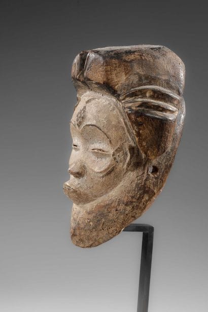 GABON - PUNU
Masque Mukuyi - dit masque blanc...